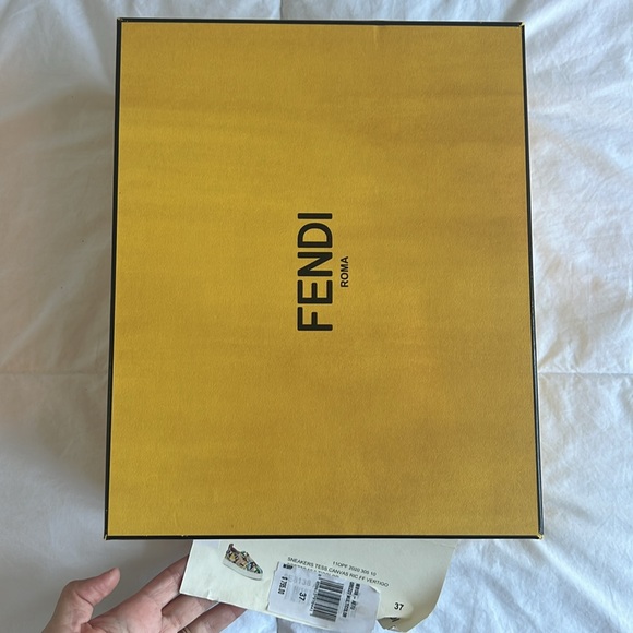 FENDI X SARA COLEMAN Canvas FF Vertigo Embroidered Womens Rise Slip On Sneakers - Picture 11 of 11